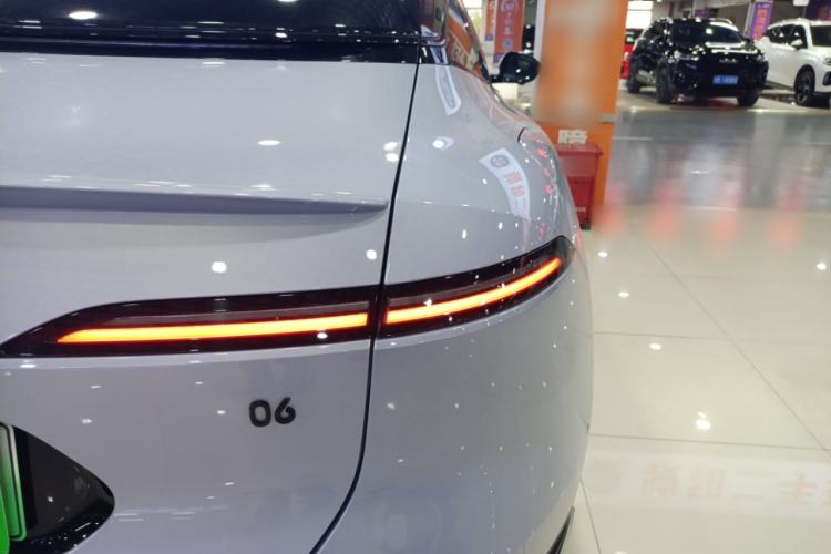 Used Avatr 06 2025 Pro Range-Extended Edition Right Rear Taillight