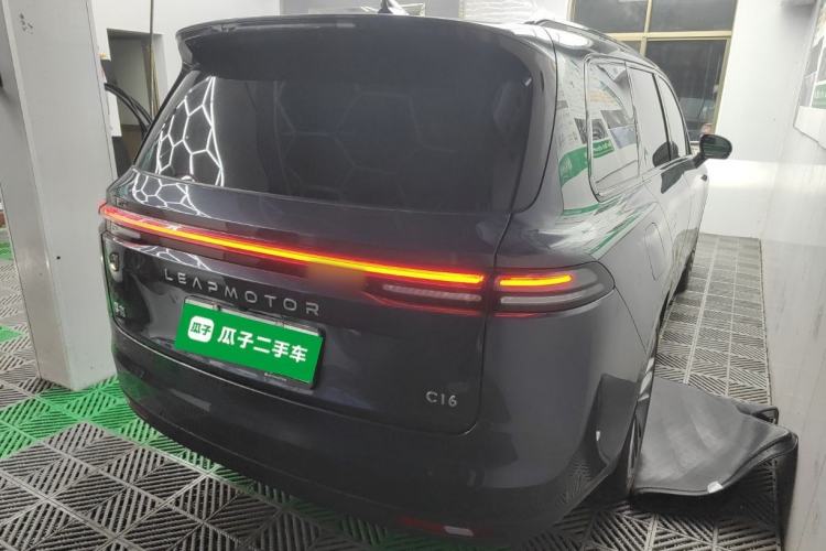 Used Leapmotor C16 2024 Range-Extended 200 Luxury Edition Rear Right 45 Deg