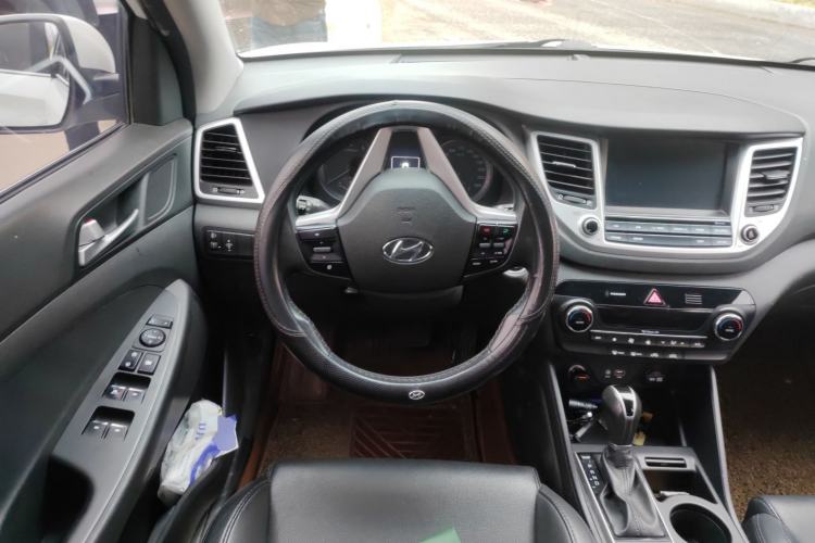 Used Hyundai Tucson 2015 1.6T Dual-Clutch Two-Wheel-Drive Smart Model