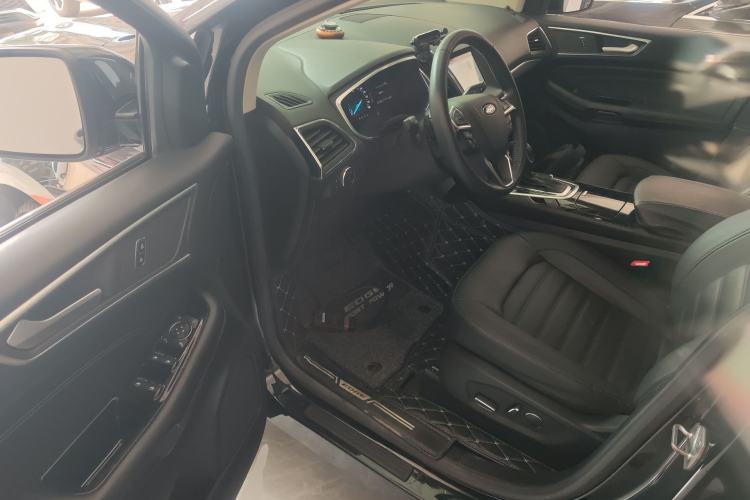 Used Ford Edge 2018 EcoBoost 245 Two-Wheel-Drive Titanium 7-Seater China V Standard
