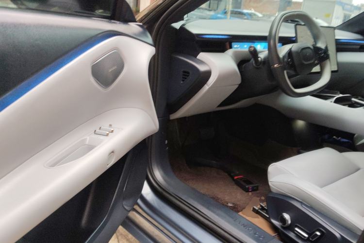 Used Lynk & Co Z10 2025 95 kWh 702 km All-Wheel Drive Intelligent Driving Ultra