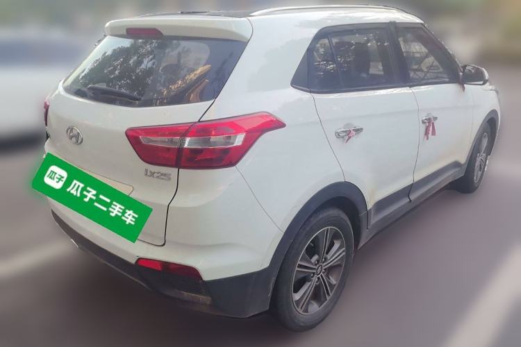 Used Hyundai ix25 2015 1.6L Automatic Two-Wheel Drive Smart GLS Trim Rear Right 45 Deg