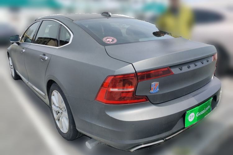 Used Volvo S90 2020 T5 Zhiyi Luxury Edition Rear Left 45 Deg