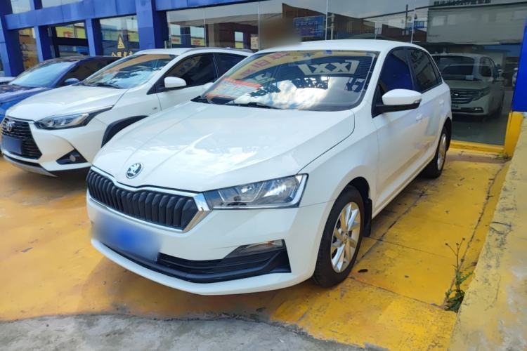 Used Skoda Rapid Spaceback 2020 1.5L Automatic Standard Edition