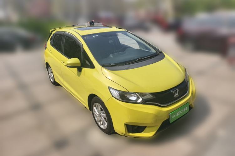 Used Honda Fit 2014 1.5L EXLI CVT Leading Model Front Right 45 Deg