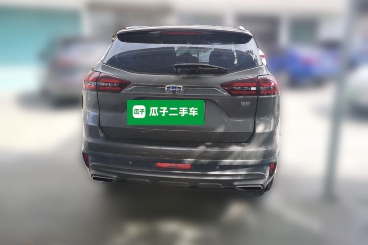 Used Geely Auto Emgrand X7 Sport 2018 1.8TD Automatic Two-Wheel Drive ZhiZun Model with 4G Connectivity
