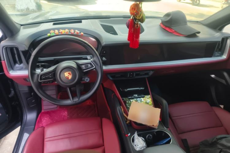 Used Porsche Cayenne 2024 Cayenne 3.0T Center Console