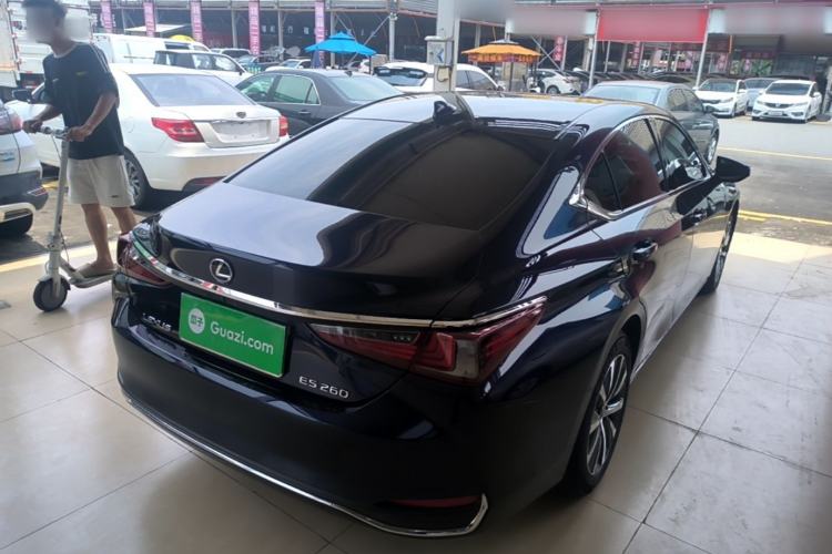 Used Lexus ES 2021 260 Excellence Edition