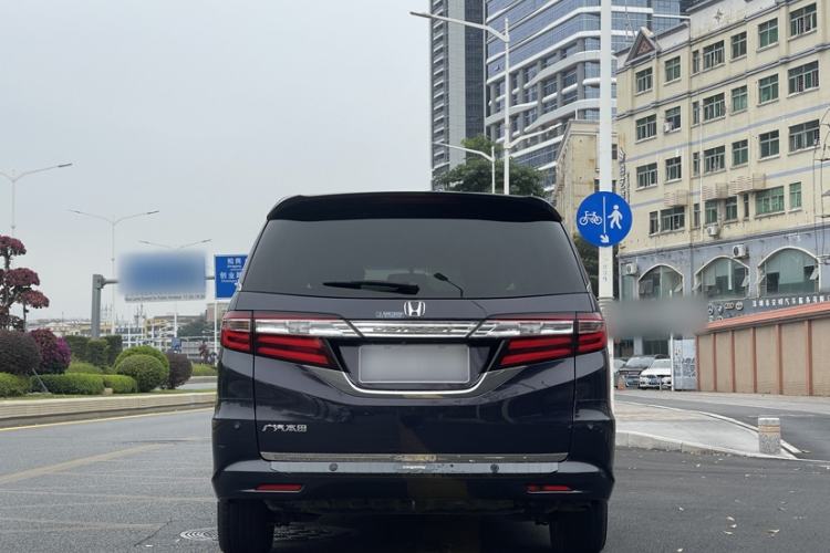 Used Honda Odyssey 2015 2.4L Supreme Edition
