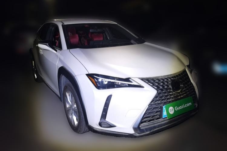 Used Lexus UX 2022 260h Explore-Cool Edition Front Right 45 Deg