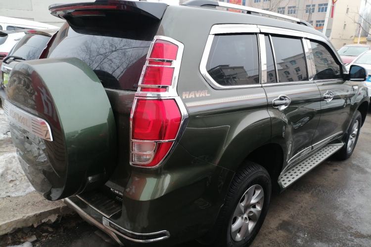 Used Haval H9 2016 2.0T Four-Wheel Drive Elite Version 7 Seats
