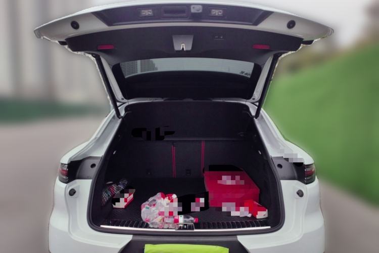 Used Porsche Cayenne 2023 Cayenne Coupé 3.0T Platinum Edition Trunk