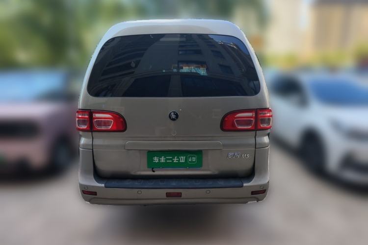 Used FORTHING Lingzhi 2022 M5L 1.6L Utility Model 7 Seats