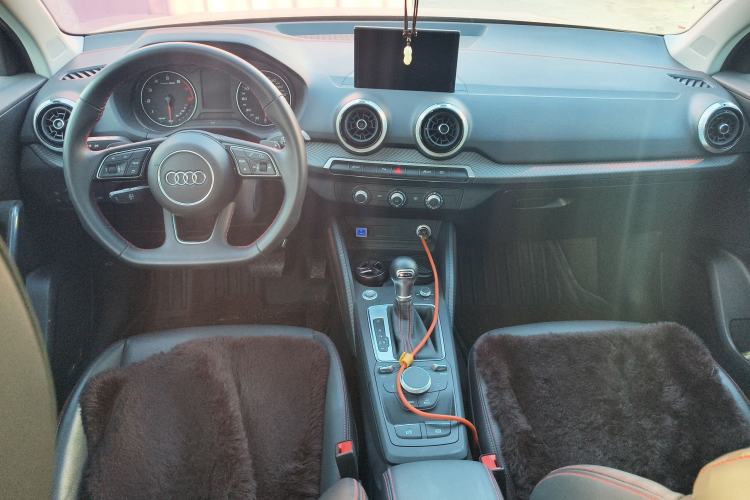 Used Audi Q2L 2022 35 TFSI Progressive Dynamic Edition Interior 2