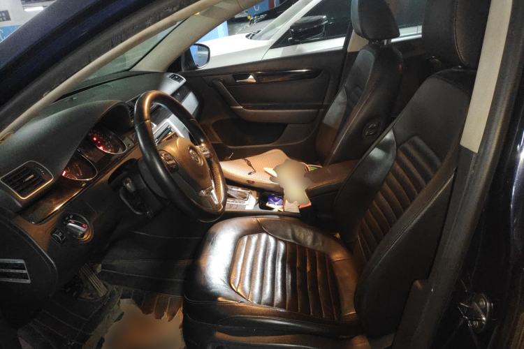 Used Volkswagen Magotan 2012 1.8TSI Luxury Model Left Front Seat