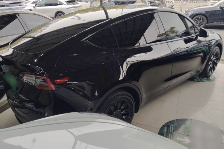 Used Tesla Model Y 2022 Rear-Wheel-Drive Version
