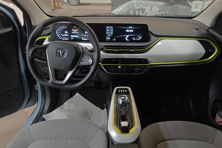 Used CHANGAN OSHAN Benni E-Star 2022 Qingxin Edition Colorful Model Lithium Iron Phosphate Center Console