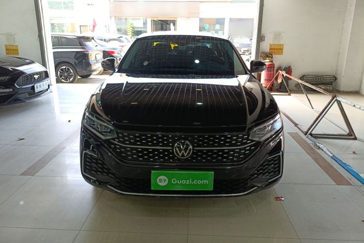 Used Volkswagen Passat 2024 380TSI Starry Dragon Edition