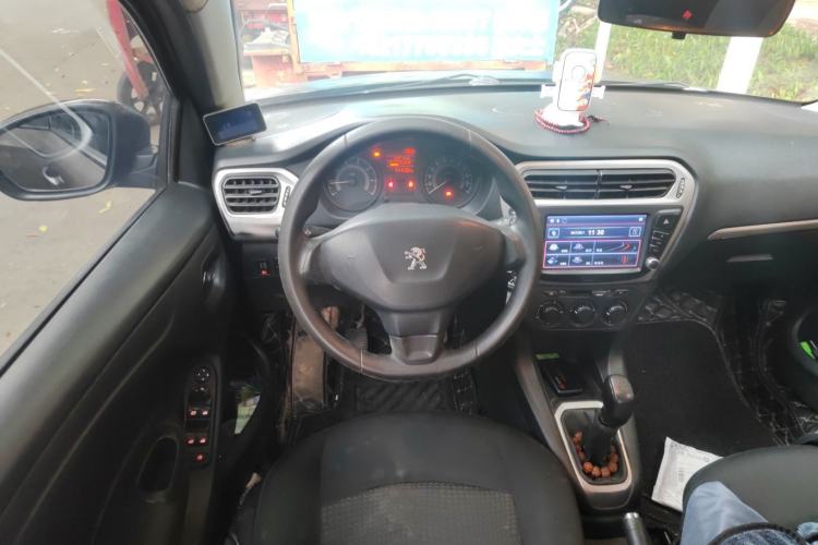 Used Peugeot 301 2014 1.6L Manual Comfort Edition Steering Wheel