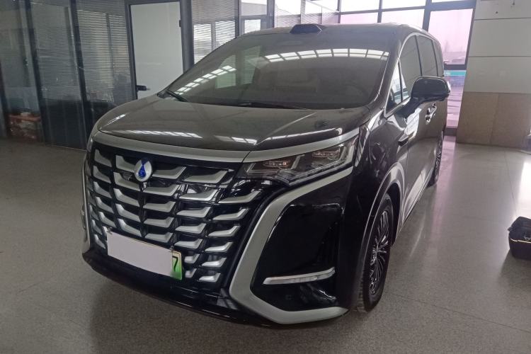 Used Denza D9 2025 DM-i Smart Drive 1020 Four-Wheel Drive Premium Model