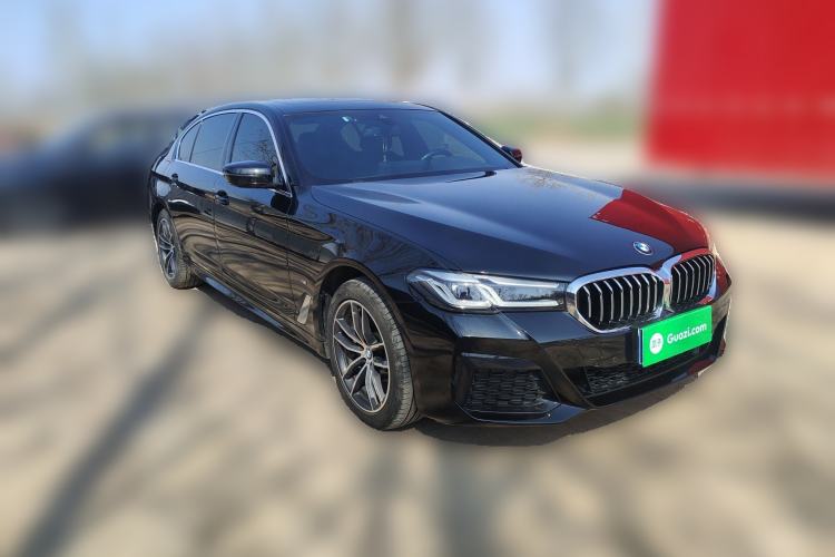 Used BMW 5 Series 2021 525Li M Sport Package Front Right 45 Deg