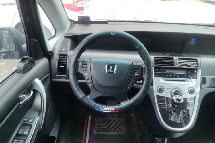 Used Luxgen Great 7 MPV 2013 2.0T Executive Model

