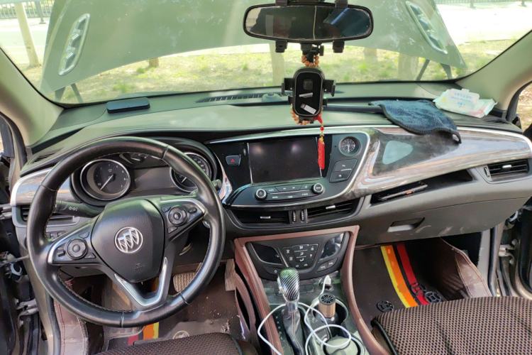 Used Buick Envision 2015 20T Four-Wheel Drive Elite Model Center Console