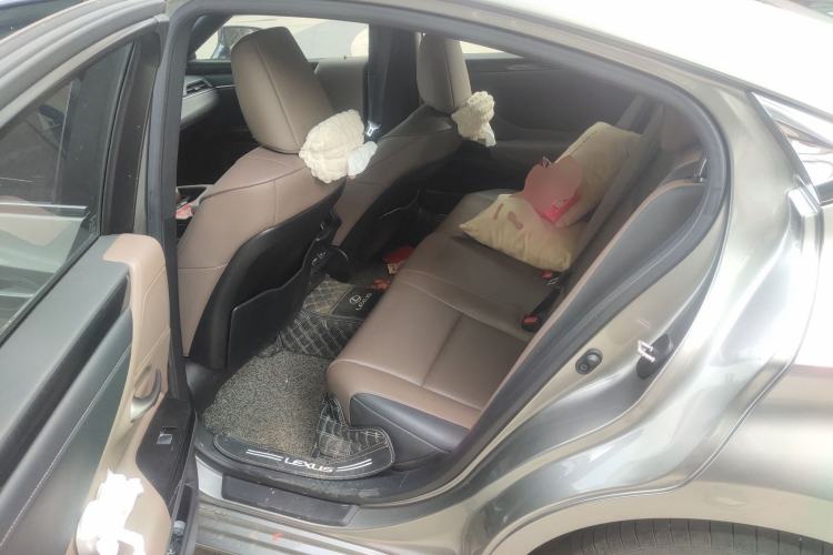 Used Lexus ES 2022 200 Excellence Edition