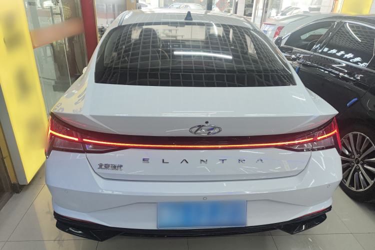 Used Hyundai Elantra 2022 1.5L CVT LUX Prestige Edition
