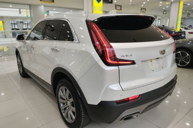 Used Cadillac XT4 2018 28T Two-Wheel Drive Leading Version