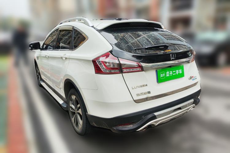Used Luxgen U6 SUV 2015 2.0T ZhiZun Model