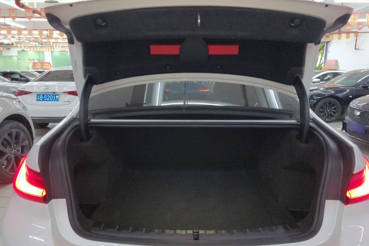 Used BMW 3 Series 2025 330i M Sport Night Edition Package Trunk