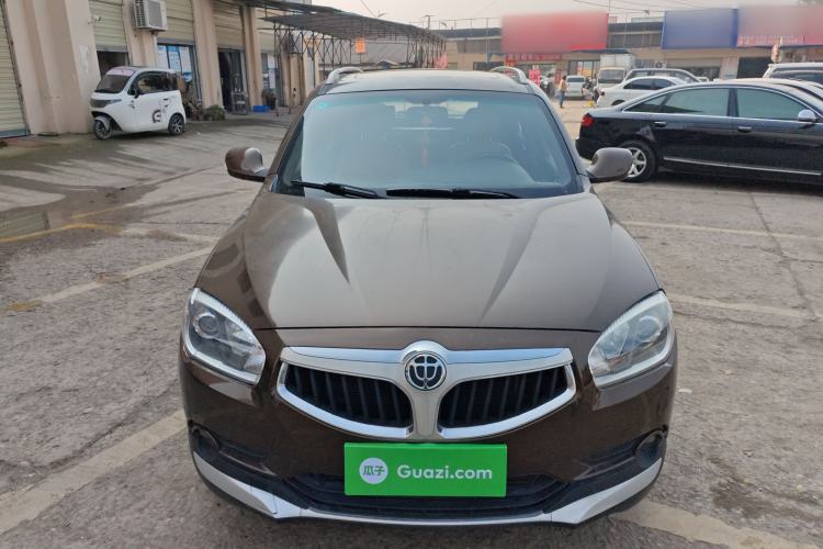 Used Brilliance V5 2016 1.5T Manual Two-Wheel Drive Smart Version
