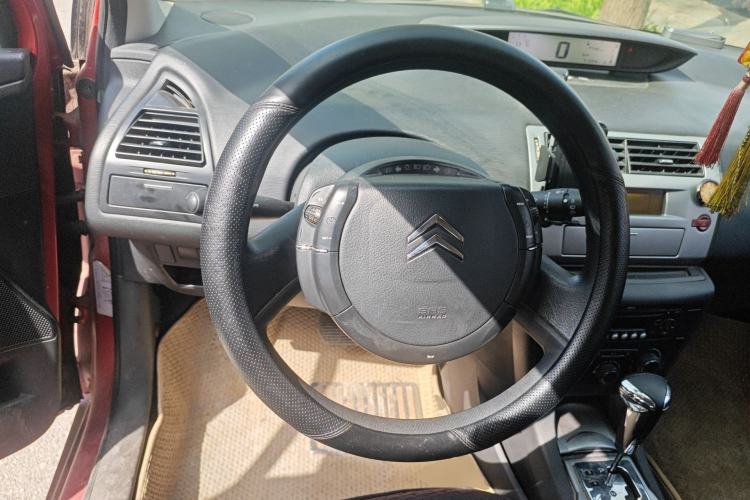 Used Citroen C-Quatre 2011 Hatchback 2.0L Automatic Jingya Model Steering Wheel