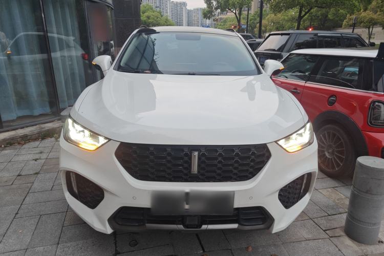 Used Wey VV5 2017 2.0T Ultra-Luxury Version Front