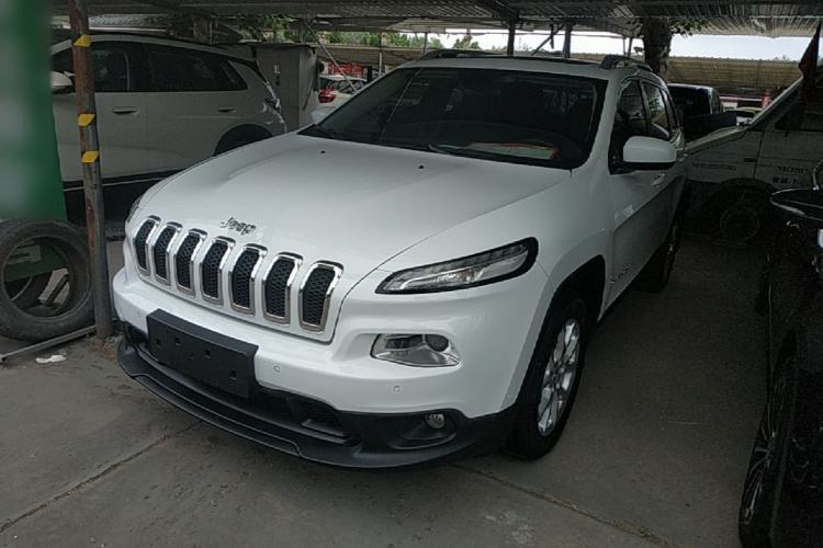 Used Jeep Cherokee 2016 2.4L Leading Smart Version