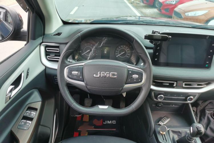 Used JMC Yuhu 7 2022 2.0T Manual Diesel Two-Wheel Drive Comfort Plus Long Wheelbase