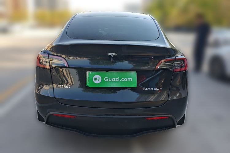 Used Tesla Model Y 2024 Rear-Wheel-Drive Version
