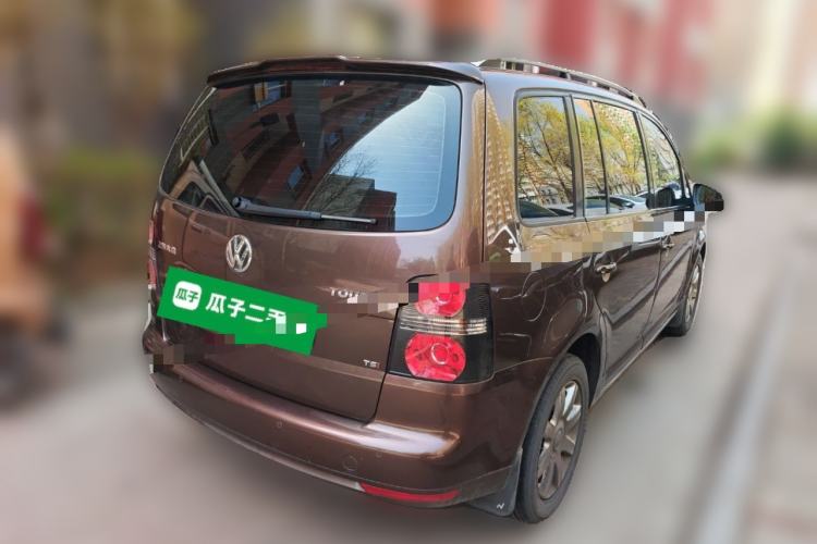 Used Volkswagen Touran 2011 1.4T Manual ZhiShang Edition 5-seater