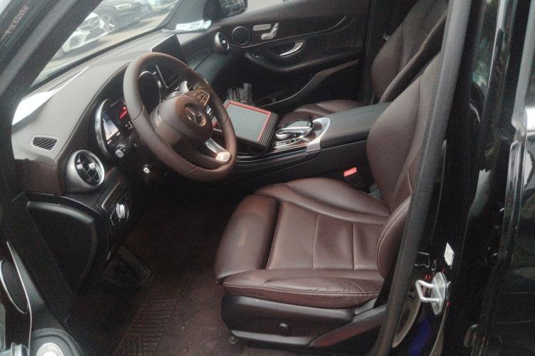 Used Mercedes-Benz GLC 2019 GLC 260 L 4MATIC Dynamic Model