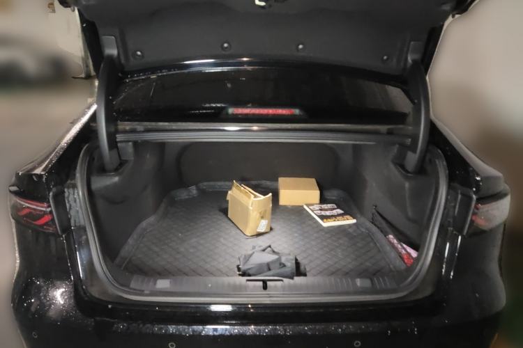 Used Chery Arrizo 8 PRO 2025 Model Pro 2.0T Luxury Version Trunk