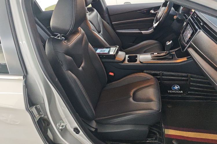 Used Venucia D60 2021 PLUS 1.6L XL CVT Yue Ling Edition Right Front Seat