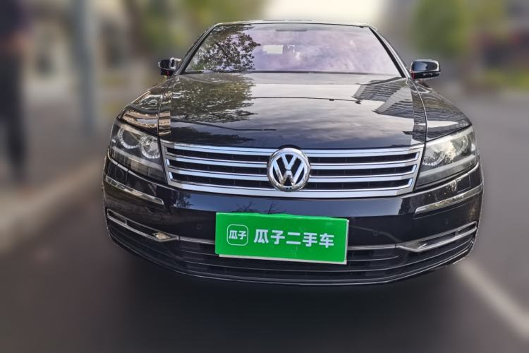 Used Volkswagen Phaeton 2009 4.2L V8 4-Seater Extended Executive Edition Front