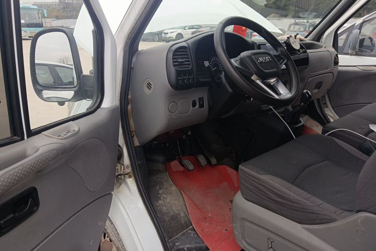 Used JMC Transit 2021 2.8T Space King Standard Version Short Wheelbase Mid-Height Roof 6-Seater Diesel Euro VI JX493
