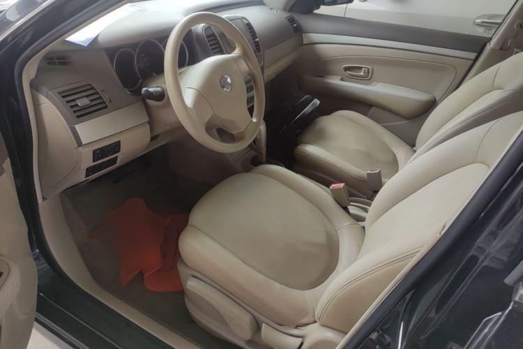 Used Nissan Sylphy 2012 Classic 1.6XE Automatic Comfort Edition Left Front Seat