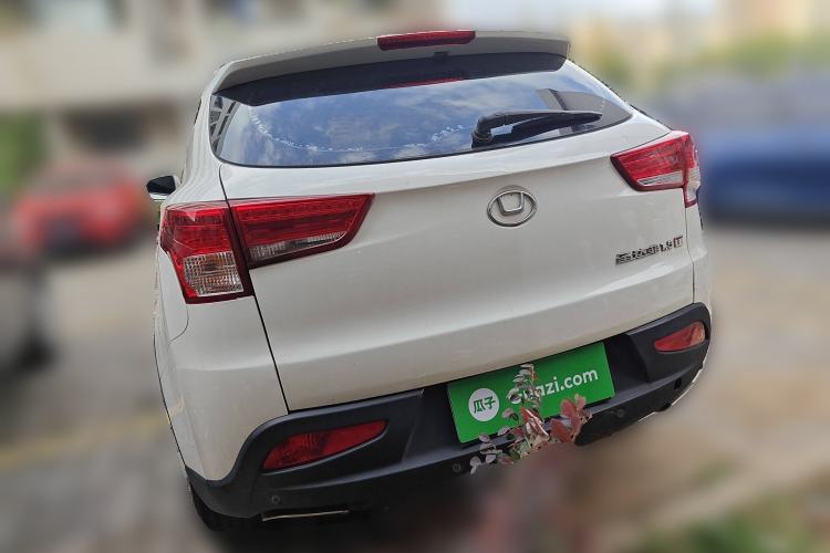 Used Huatai Santa Fe 2016 1.5T Gasoline Automatic Two-Wheel Drive i3 Model with Smart Features
