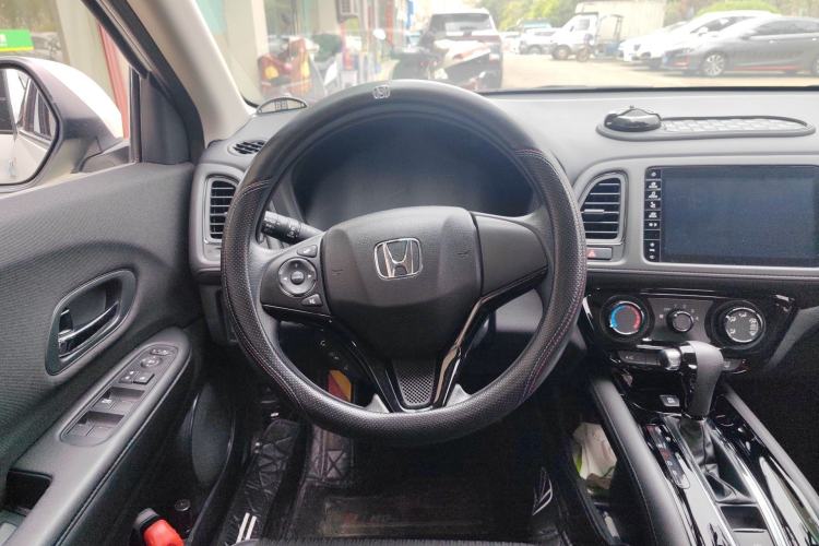 Used Honda Vezel 2022 1.5L CVT Phantom Night Pioneer Edition Steering Wheel