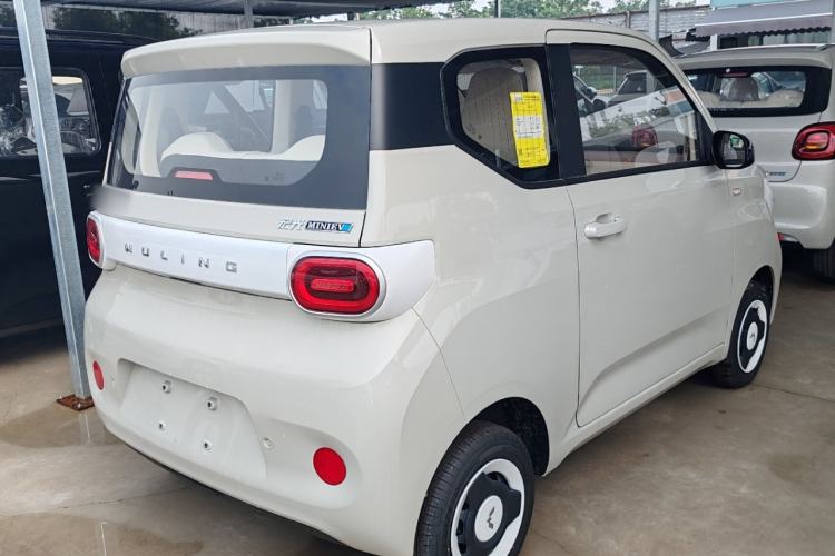 Used Wuling Hongguang MINIEV 2024 3rd Generation 215km Youth Edition