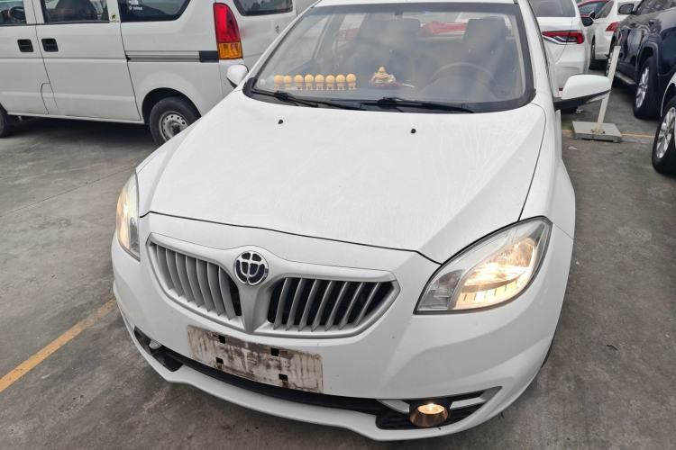 Used Brilliance H330 2013 1.5L Manual Luxury Model
