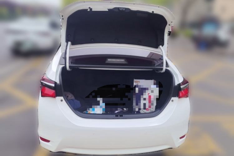 Used Toyota Corolla 2018 Dual-Engine 1.8L E-CVT Smart Edition